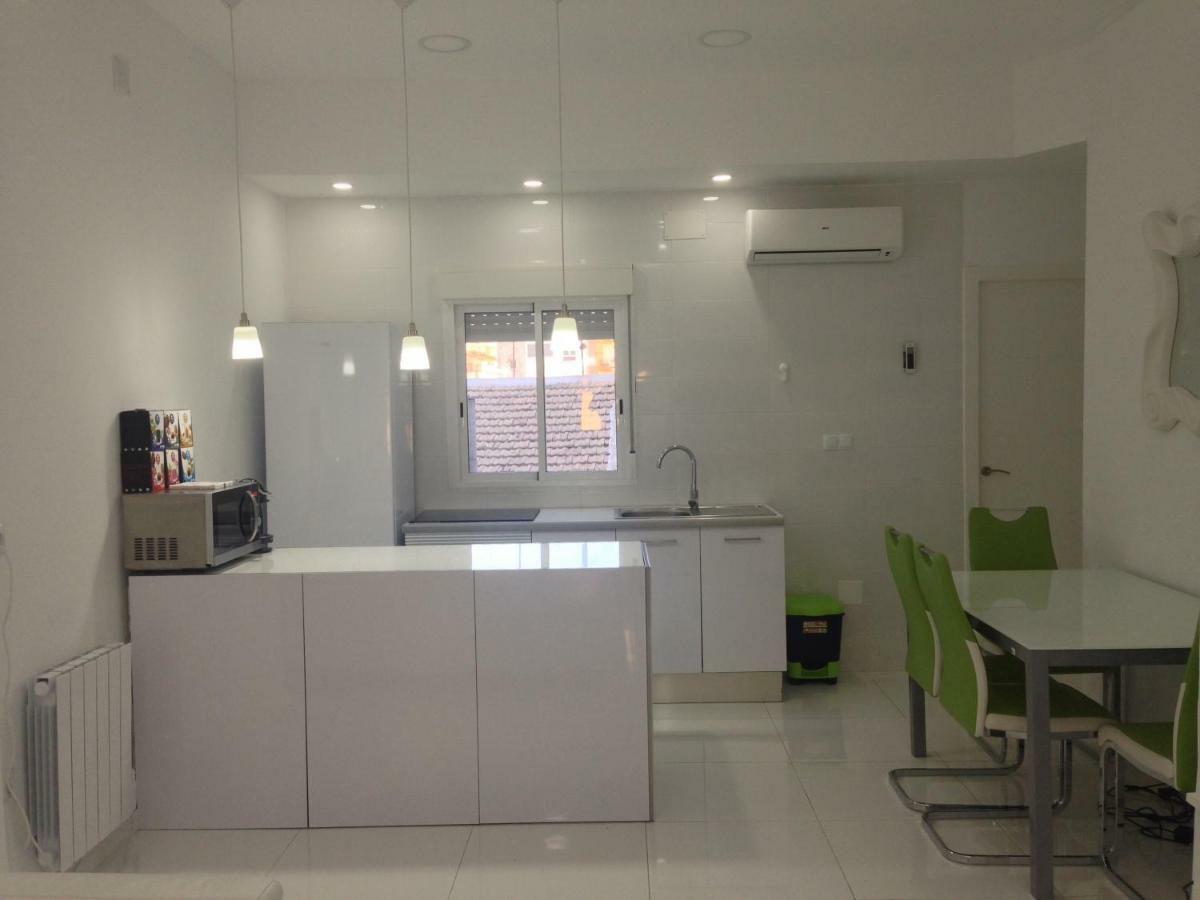 White Apartment Alicante Exterior foto