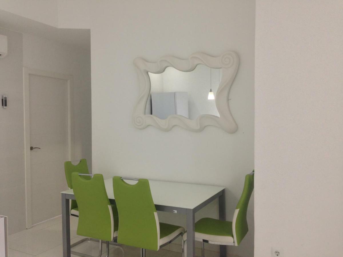 White Apartment Alicante Exterior foto