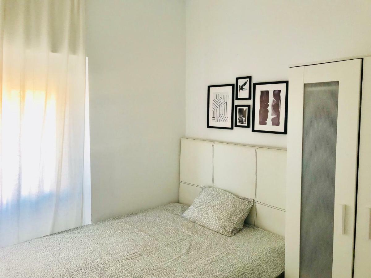 White Apartment Alicante Exterior foto